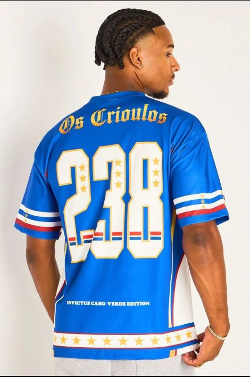 Tee-shirt bleu à inscription '' Cabo Verde "