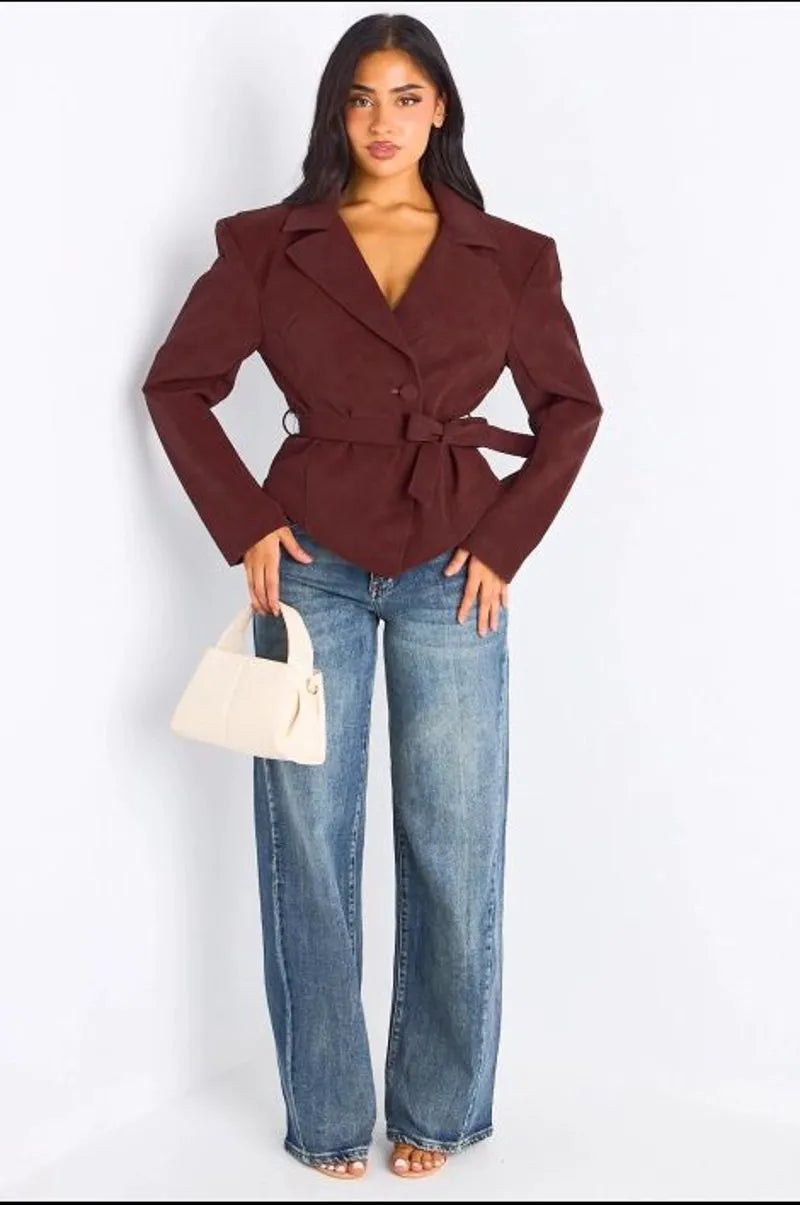 Veste blazer en simili cuir ceinturé bordeaux