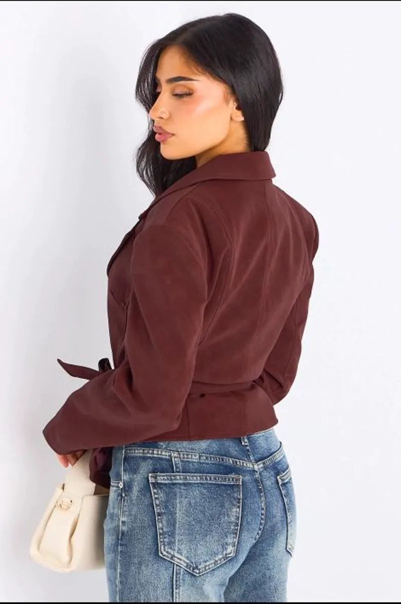 Veste blazer en simili cuir ceinturé bordeaux