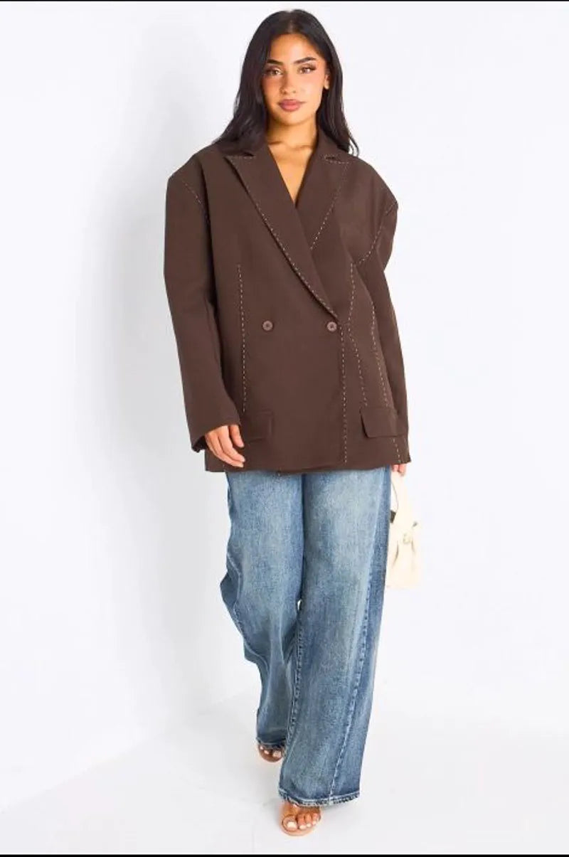 Veste blazer marron avec surpiqûres blanches