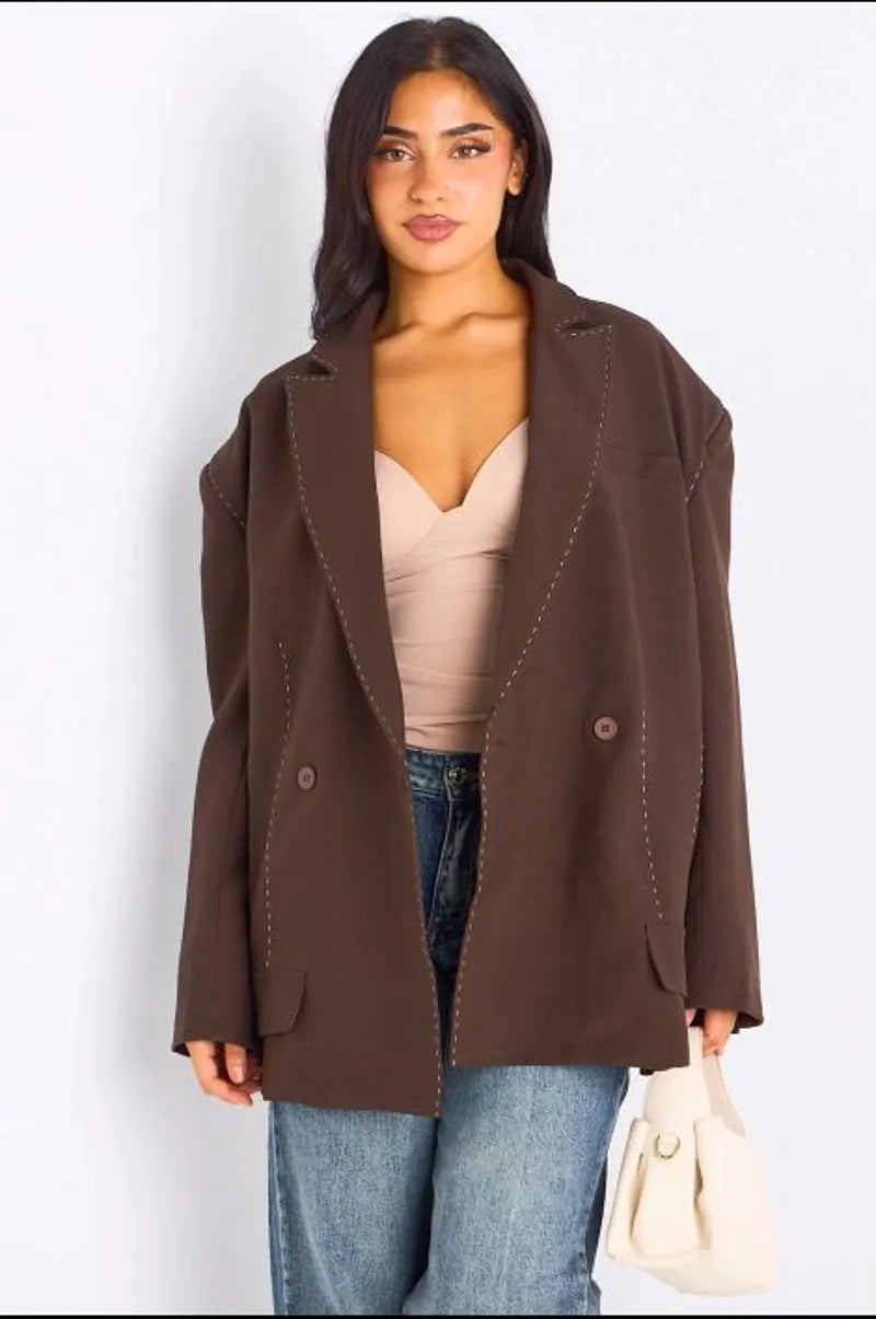 Veste blazer marron avec surpiqûres blanches