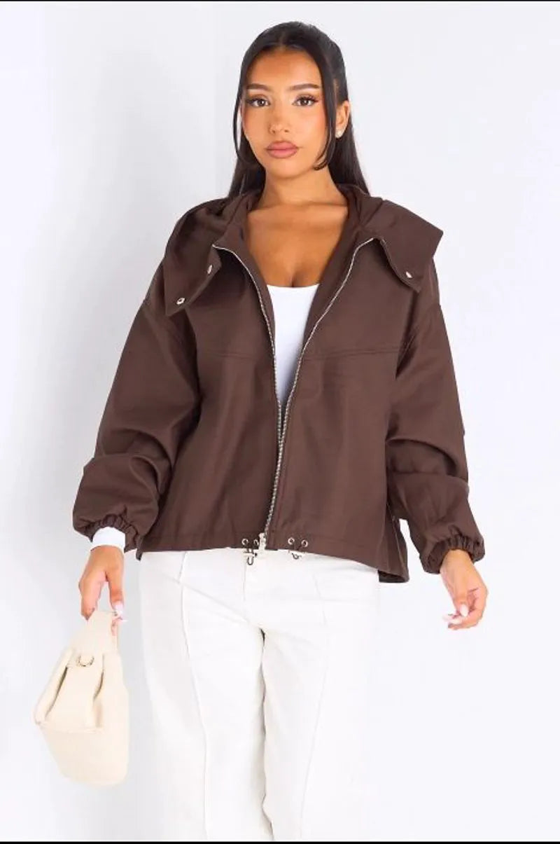 Veste courte marron à capuche
