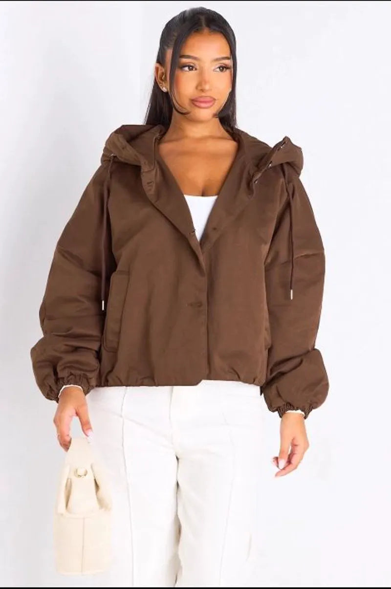 Veste courte marron à capuche