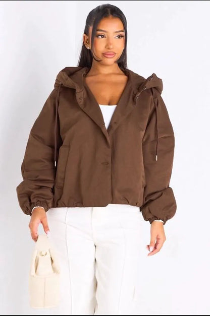 Veste courte marron à capuche