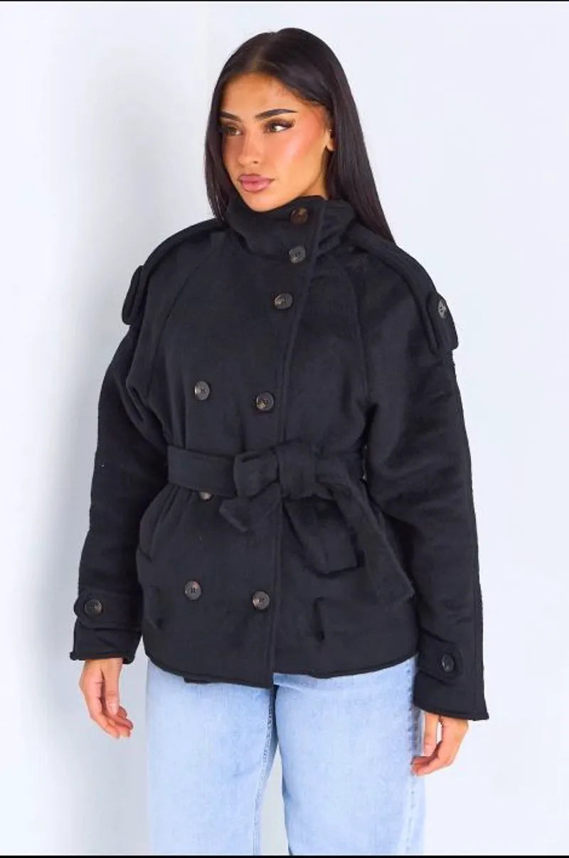 Veste mi-longue duveteuse ceinturée  noire