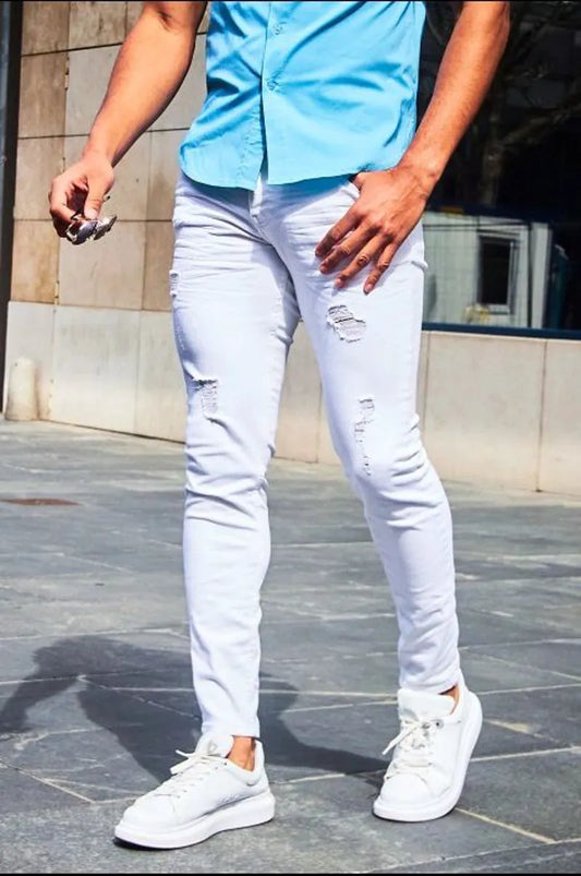 White distressed brentiny jeans